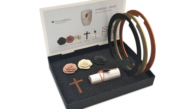 B0820-Verkaufsdisplay-Urnensymbole-Urnenringe-und-Schriftrolle-min